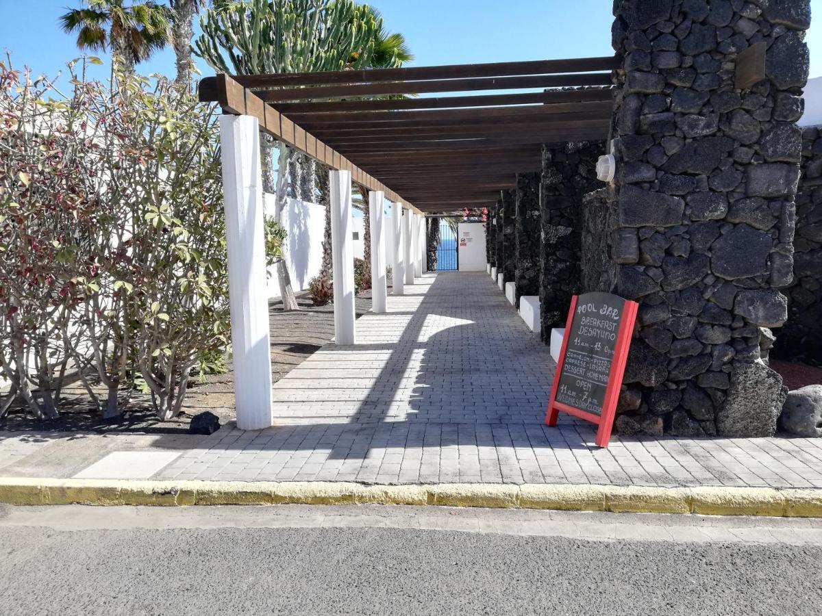 Apartamento Luca 05 En Playa Roca Costa Teguise Εξωτερικό φωτογραφία
